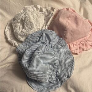 Bundle of Gap/Old Navy 0-6 months hats